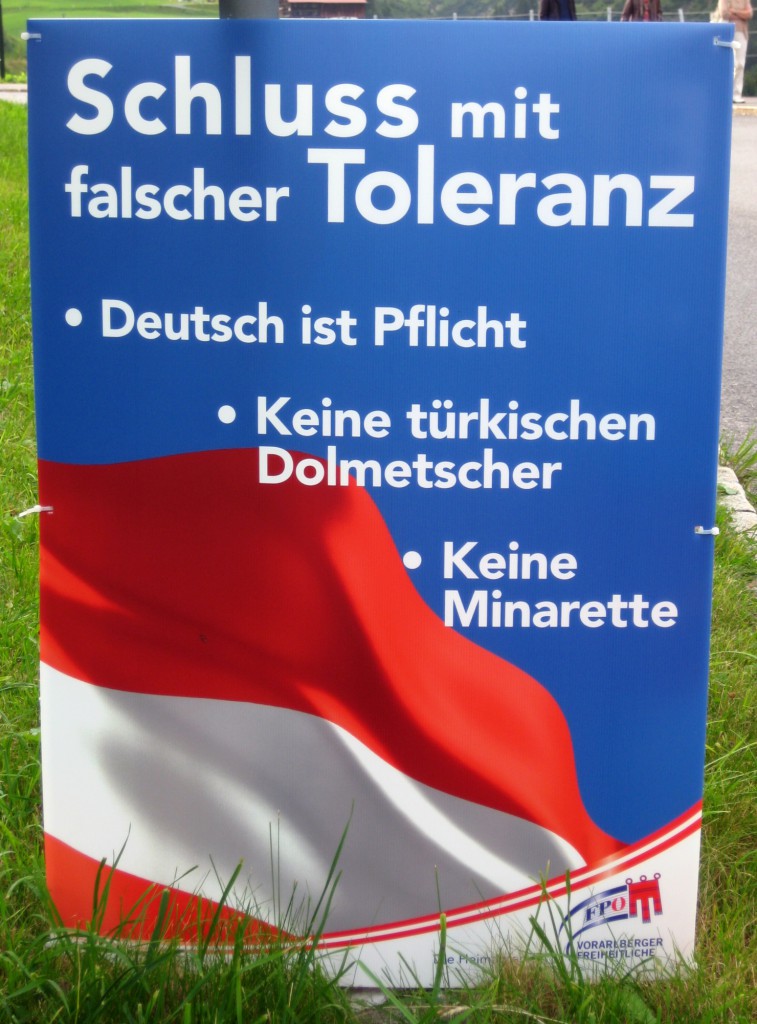 Plakat_der_FPÖ_-_'Schluss_mit_falscher_Toleranz'_-_2009
