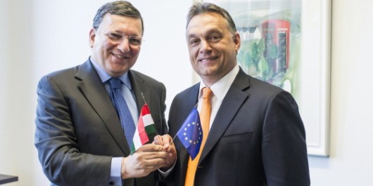 Orbán kegyelmet kért az akácnak Barrosótól